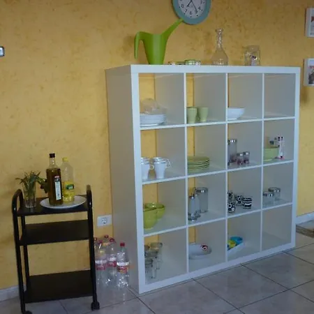 Sleeps 6 Pool Wifi Casa vacanze *